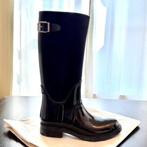Tara M Knee High Rubber Rain Boots - NWOT